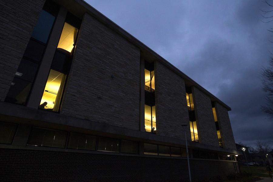 Image of the outside of Andersen Library at night